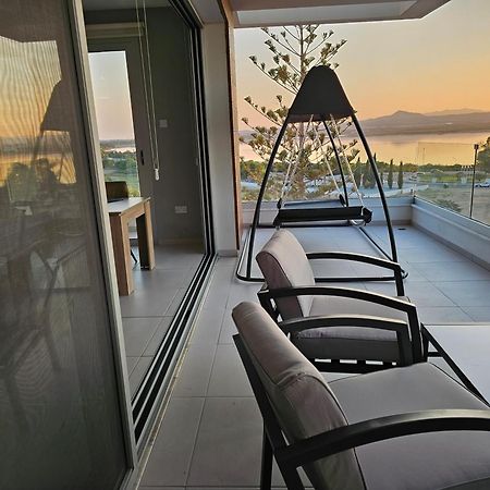 Majestic Sunset Salt Lake Views 300M From Beach Apartment Larnaca Exterior foto