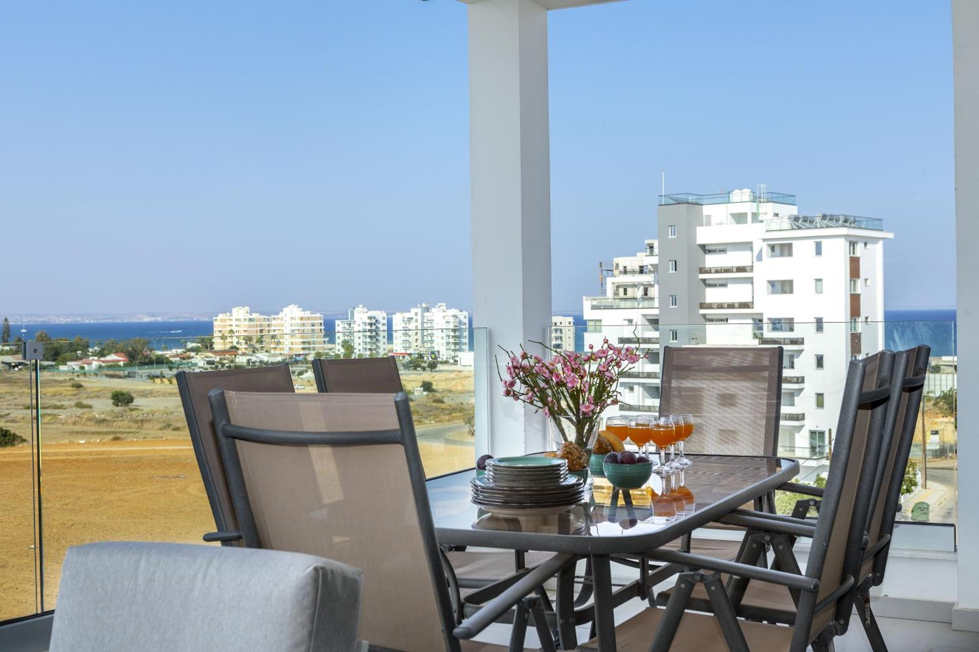 Majestic Sunset Salt Lake Views 300M From Beach Apartment Larnaca Exterior foto